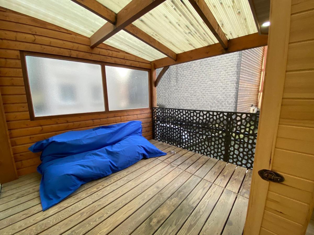 Escapade Romantique: Sauna Et Moments De Plaisir 루앙 외부 사진